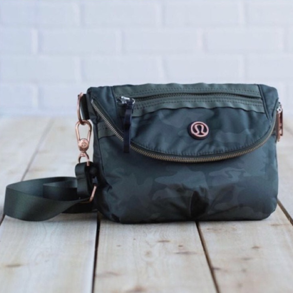 lululemon athletica Green Crossbody Bag